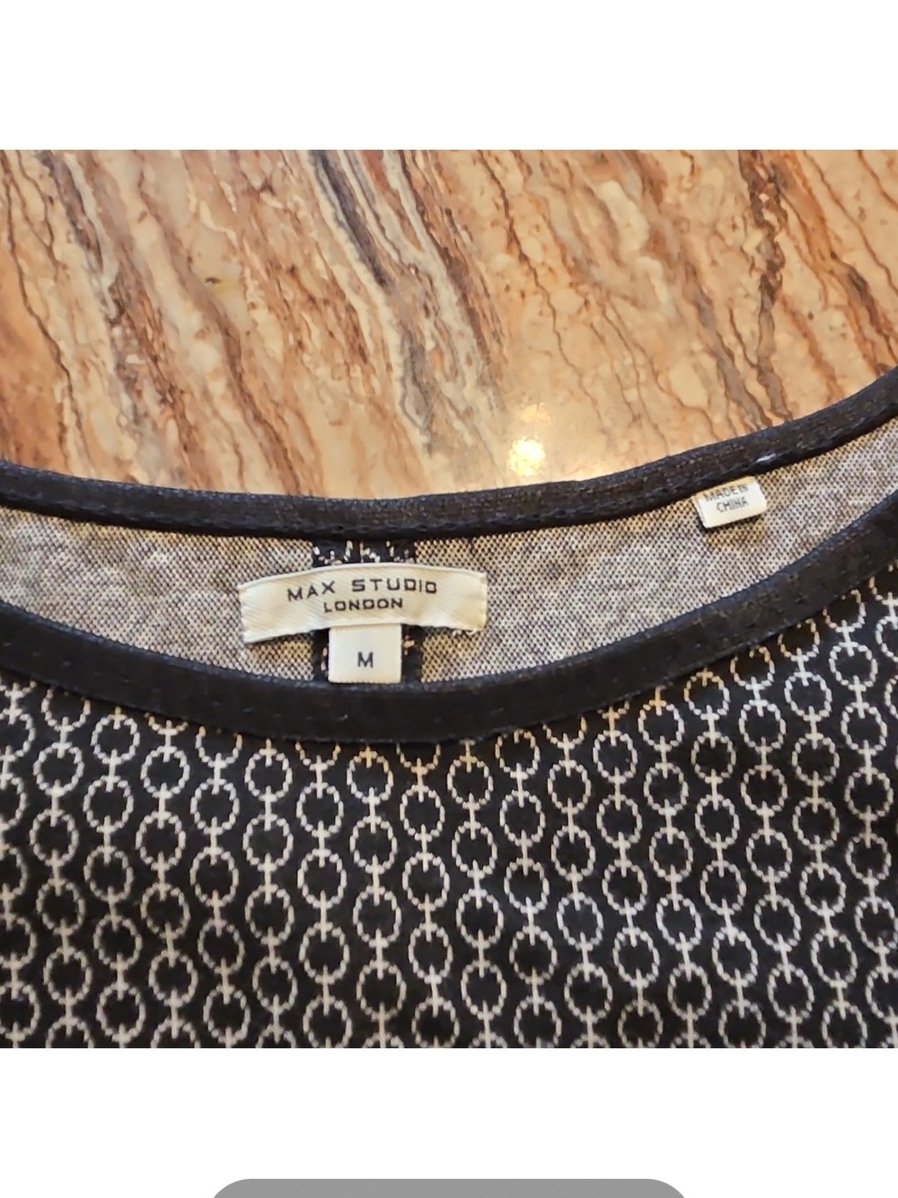 Max Studio Black and White Geometric Sleeveless Top - Picture 3 of 8